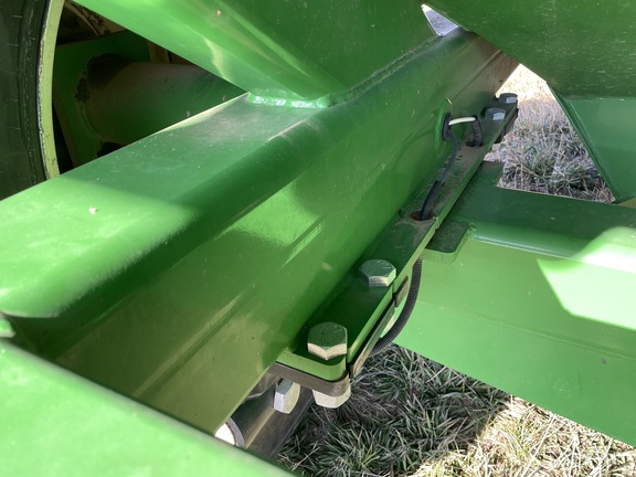 2021 J&M 1326-22 Grain Cart