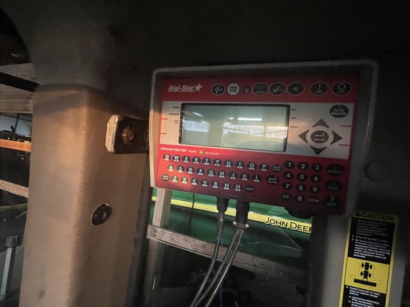 2014 J&M 1501-22 Grain Cart