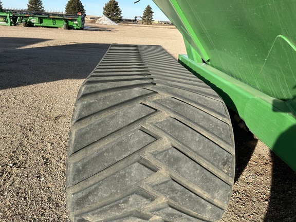 2014 J&M 1501-22 Grain Cart