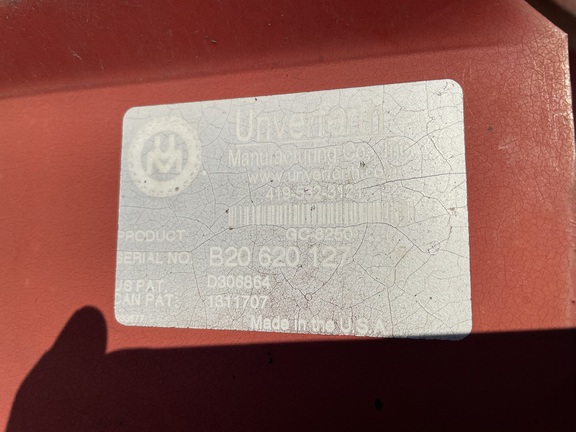 2004 Unverferth 8250 Grain Cart