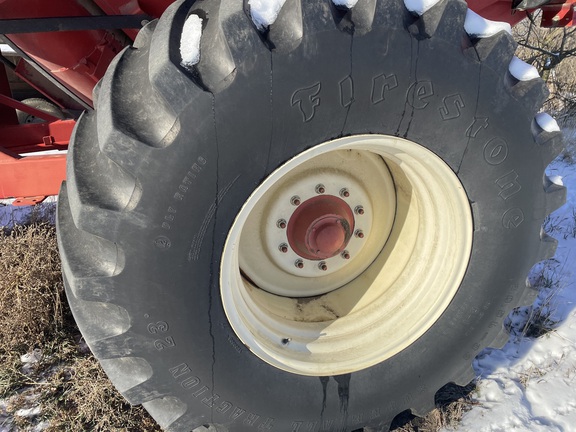 2004 Unverferth 8250 Grain Cart