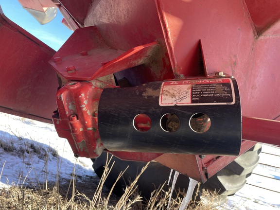 2004 Unverferth 8250 Grain Cart