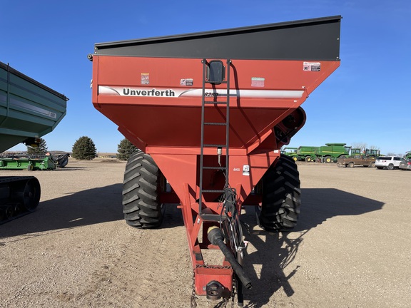 2004 Unverferth 8250 Grain Cart
