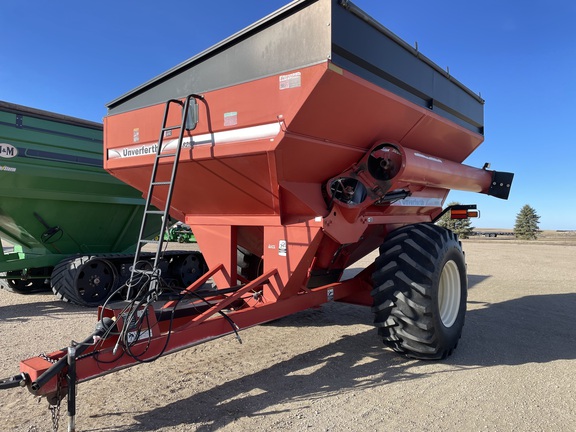 2004 Unverferth 8250 Grain Cart