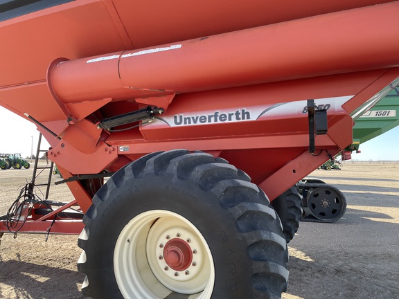2004 Unverferth 8250 Grain Cart