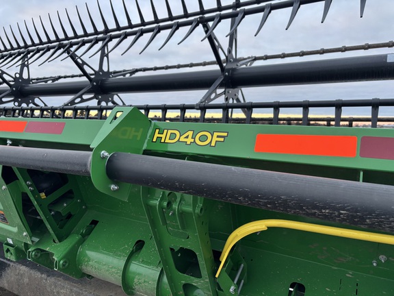 2023 John Deere HD40F Header Combine
