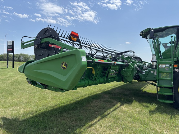 2023 John Deere HD40F Header Combine