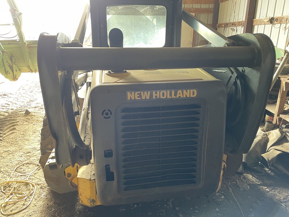 2007 New Holland L185 Skid Steer Loader