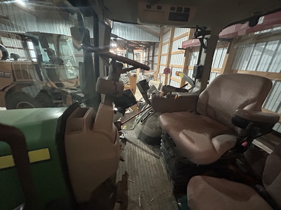 2010 John Deere 8225R Tractor