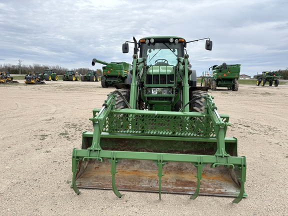 2009 John Deere 7330 Tractor