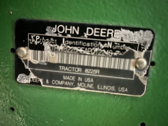 2010 John Deere 8225R Tractor
