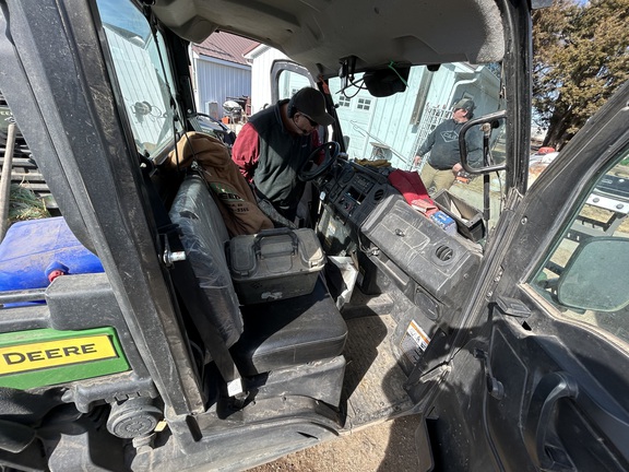 2024 John Deere XUV 835M ATV