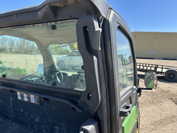 2024 John Deere XUV 835M ATV