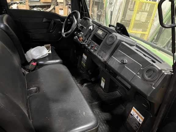 2024 John Deere XUV 835M ATV