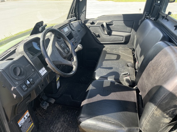 2024 John Deere XUV 835M ATV