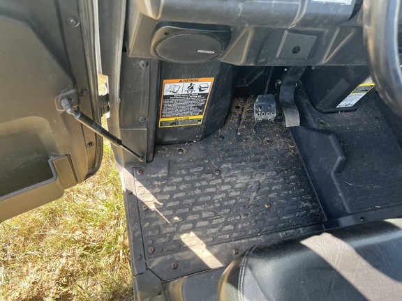 2024 John Deere XUV 835M ATV
