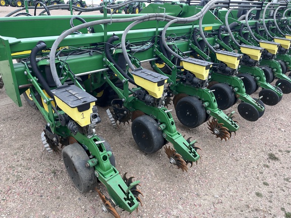 2015 John Deere DB80 Planter