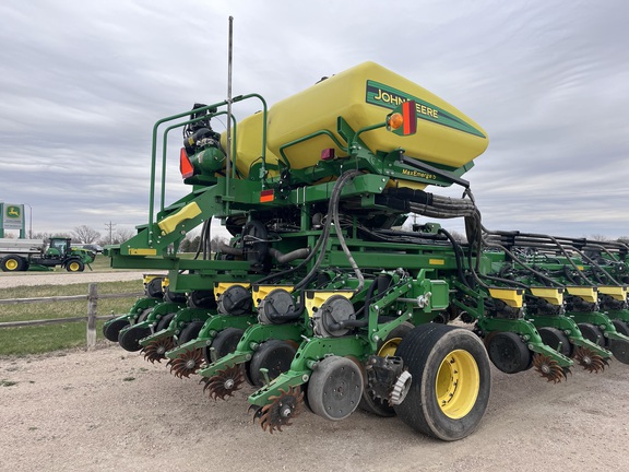 2015 John Deere DB80 Planter
