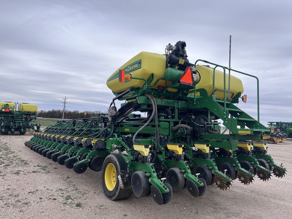 2015 John Deere DB80 Planter