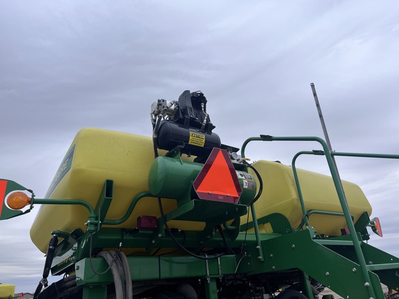 2015 John Deere DB80 Planter