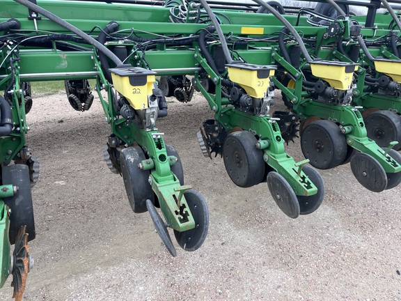 2015 John Deere DB80 Planter
