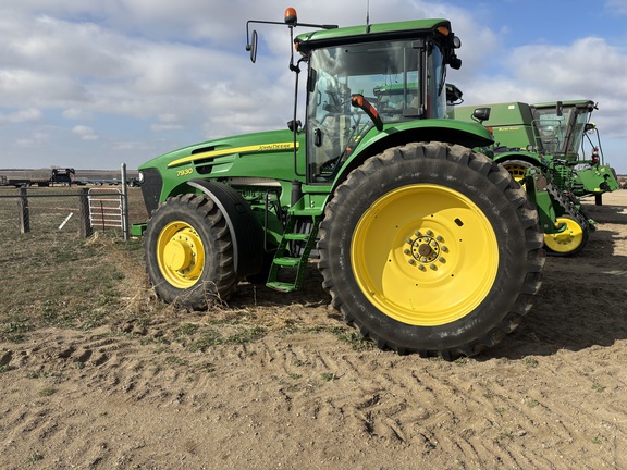 2010 John Deere 7930 Tractor