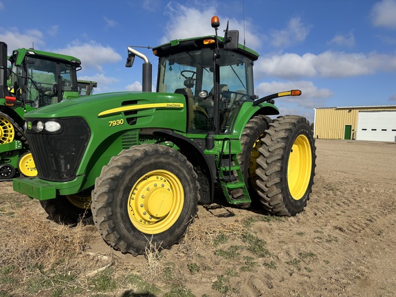 2010 John Deere 7930 Tractor
