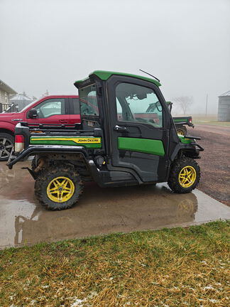 2022 John Deere XUV 835R ATV