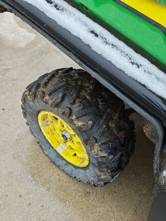 2022 John Deere XUV 835R ATV