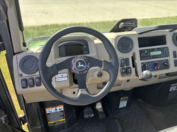 2022 John Deere XUV 835R ATV