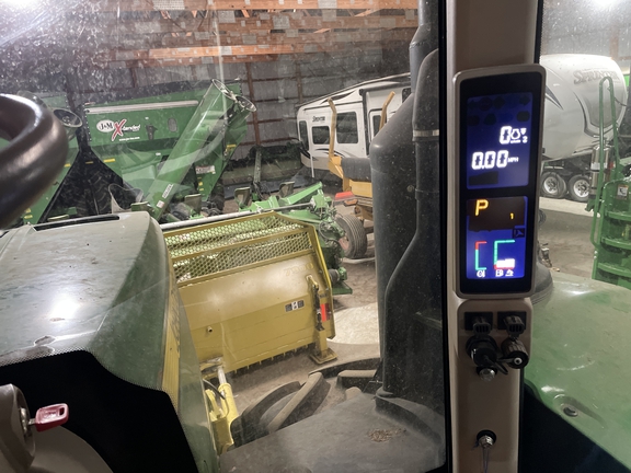 2021 John Deere 9520R Tractor 4WD