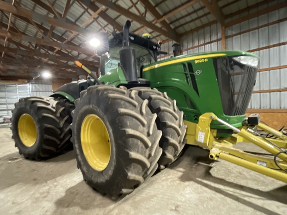 2021 John Deere 9520R Tractor 4WD