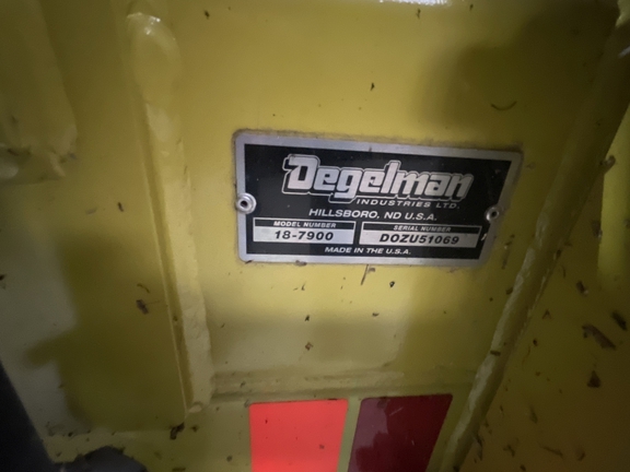 2021 John Deere 9520R Tractor 4WD