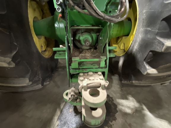 2021 John Deere 9520R Tractor 4WD