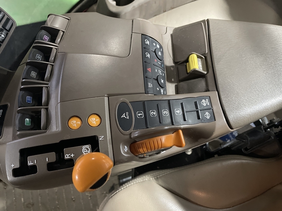 2021 John Deere 9520R Tractor 4WD