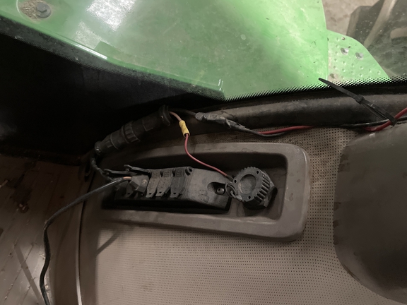 2021 John Deere 9520R Tractor 4WD