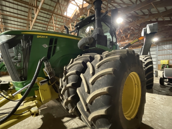 2021 John Deere 9520R Tractor 4WD