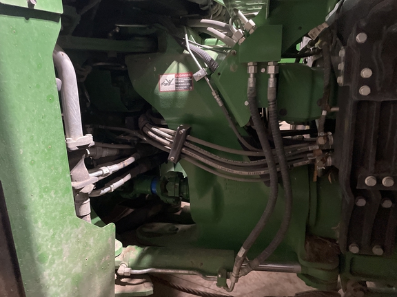 2021 John Deere 9520R Tractor 4WD