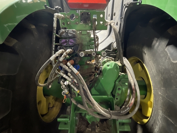 2021 John Deere 9520R Tractor 4WD