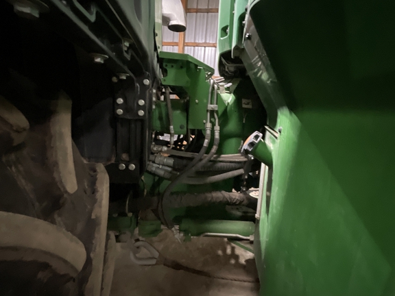 2021 John Deere 9520R Tractor 4WD