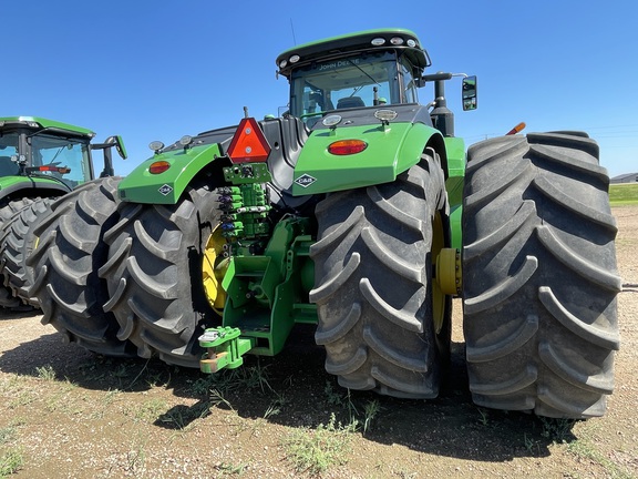 2021 John Deere 9520R Tractor 4WD