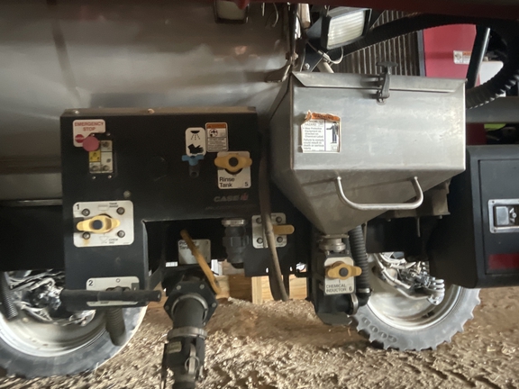 2011 Case IH Patriot 4420 Sprayer/High Clearance