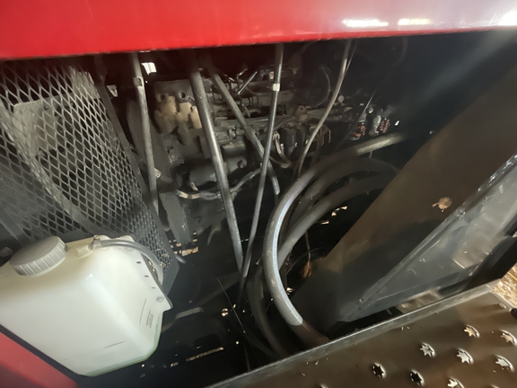 2011 Case IH Patriot 4420 Sprayer/High Clearance