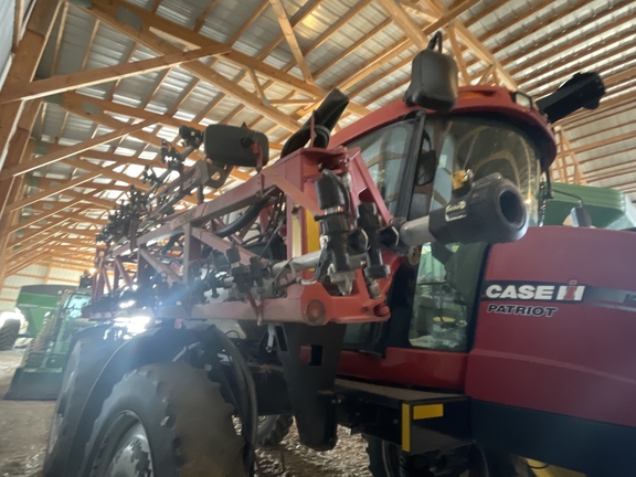 2011 Case IH Patriot 4420 Sprayer/High Clearance