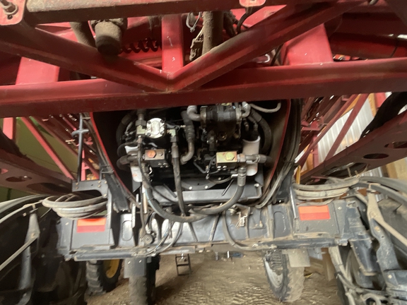 2011 Case IH Patriot 4420 Sprayer/High Clearance