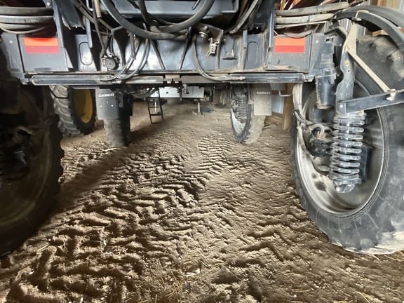 2011 Case IH Patriot 4420 Sprayer/High Clearance