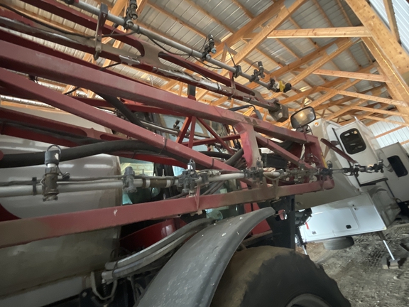 2011 Case IH Patriot 4420 Sprayer/High Clearance