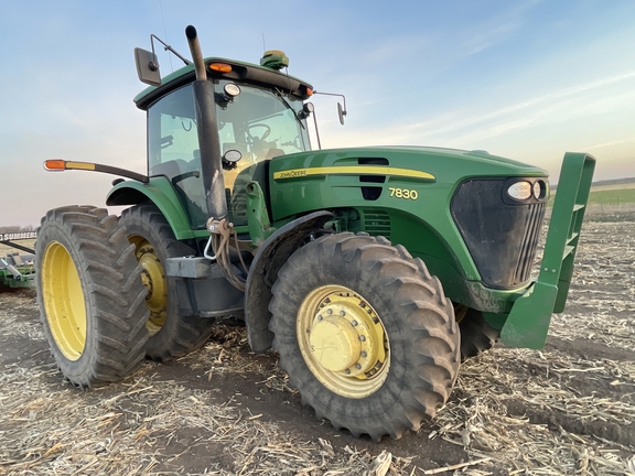 2009 John Deere 7830 Tractor
