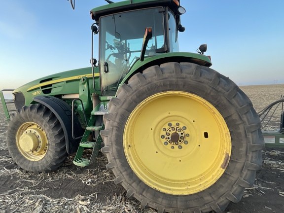 2009 John Deere 7830 Tractor