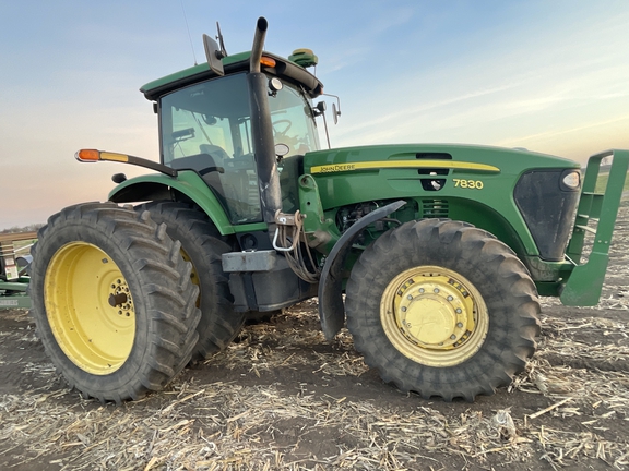 2009 John Deere 7830 Tractor